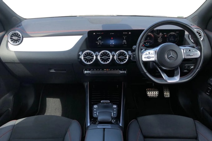2022 Mercedes-benz Eqa