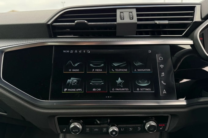 2021 Audi Q3