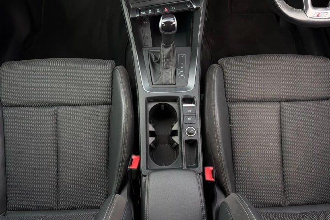 2021 Audi Q3