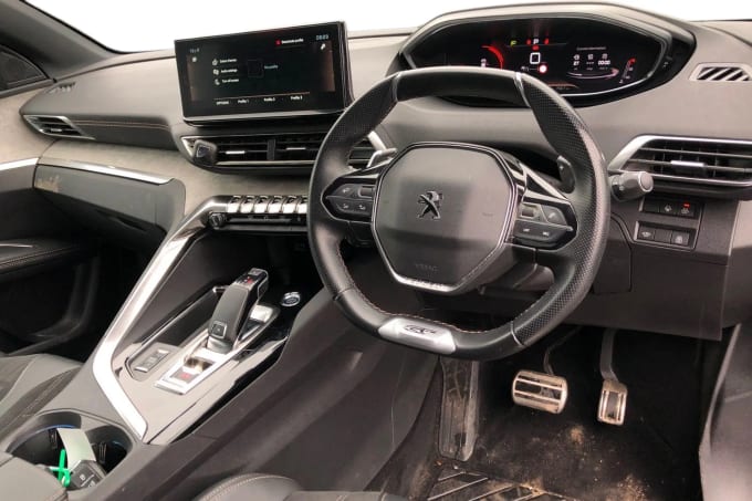 2021 Peugeot 5008