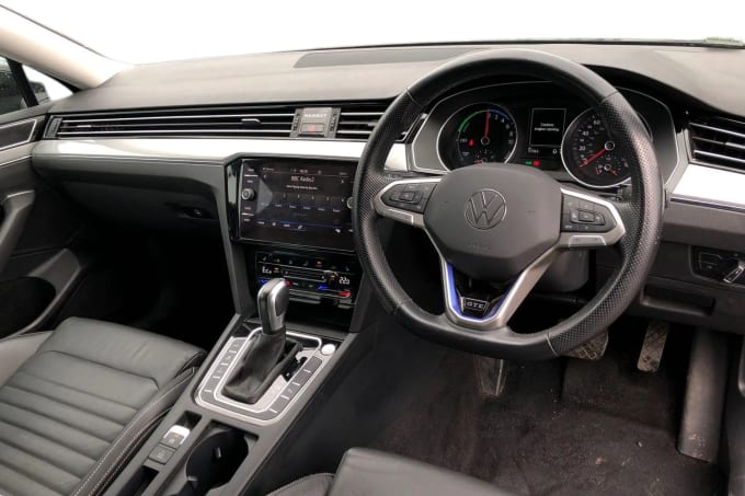 2022 Volkswagen Passat