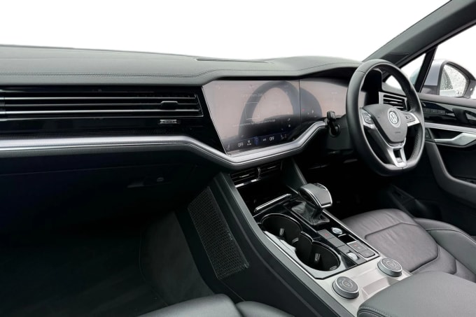 2019 Volkswagen Touareg