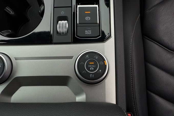 2019 Volkswagen Touareg