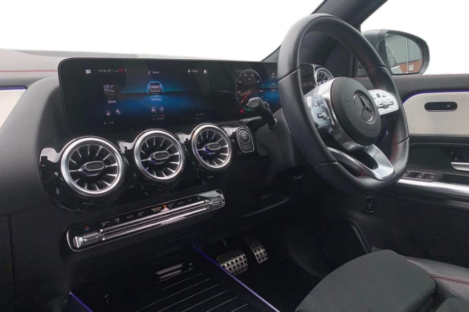 2022 Mercedes-benz Eqa