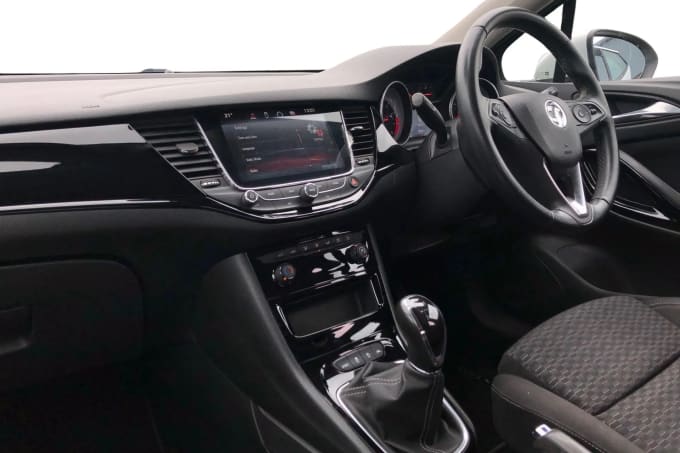 2019 Vauxhall Astra