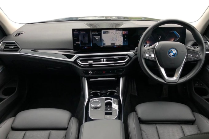 2022 BMW 3 Series