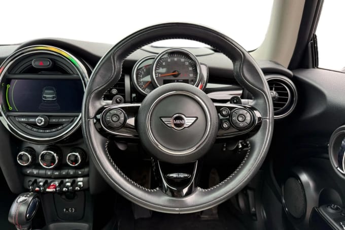 2018 Mini Hatch
