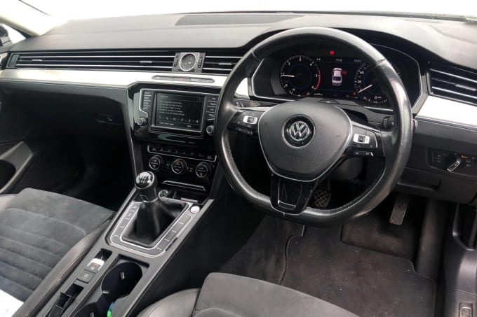 2017 Volkswagen Passat