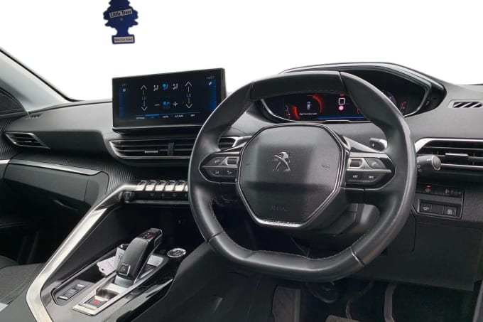 2022 Peugeot 5008