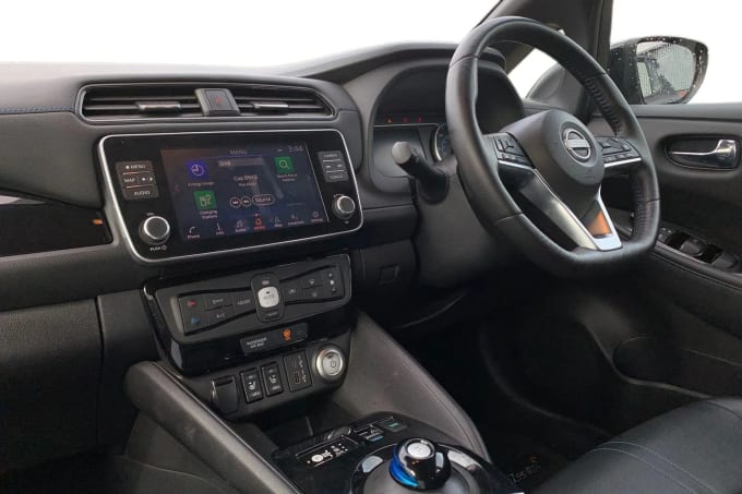 2022 Nissan Leaf