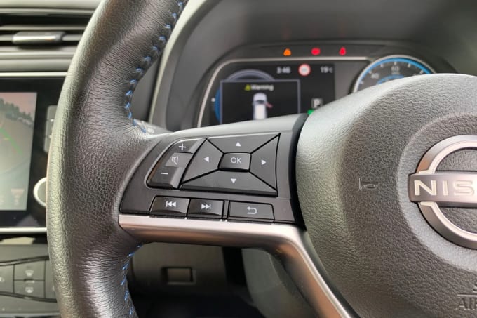 2022 Nissan Leaf