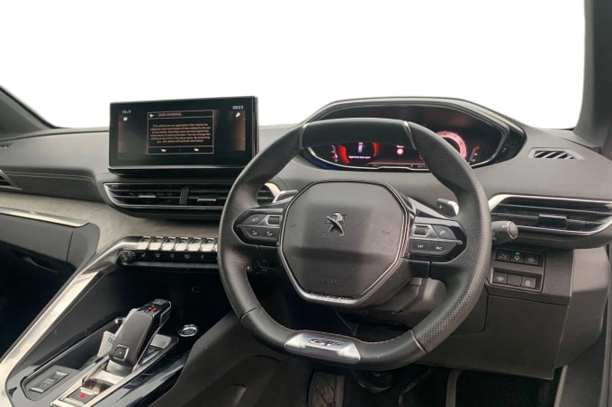 2021 Peugeot 5008