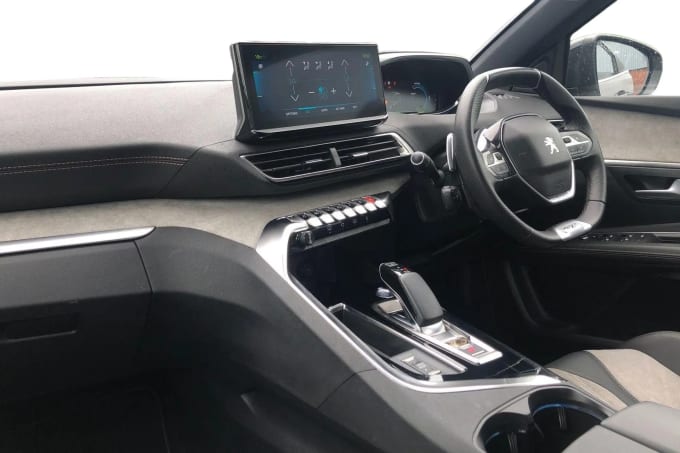 2021 Peugeot 3008