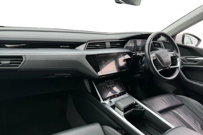 2020 Audi E-tron