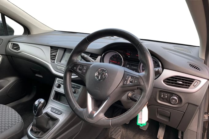 2020 Vauxhall Astra