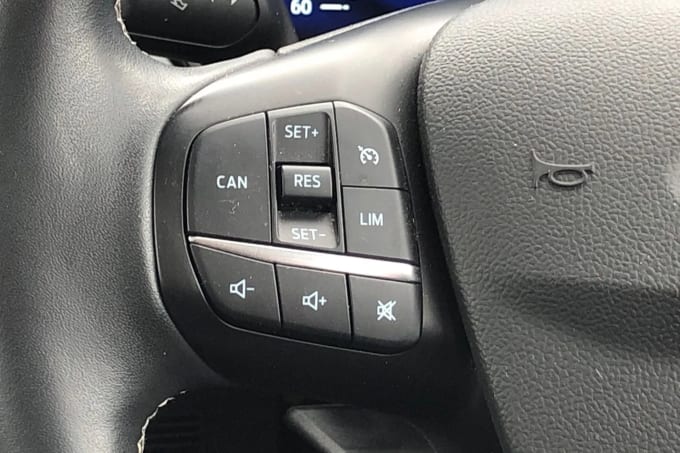 2020 Ford Focus Vignale