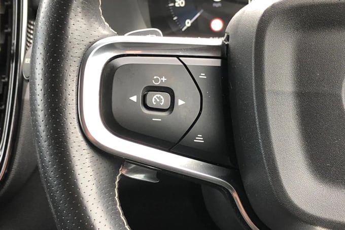 2020 Volvo Xc40
