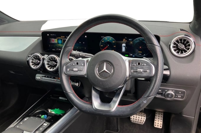 2022 Mercedes-benz Eqa