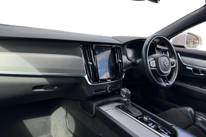 2018 Volvo S90