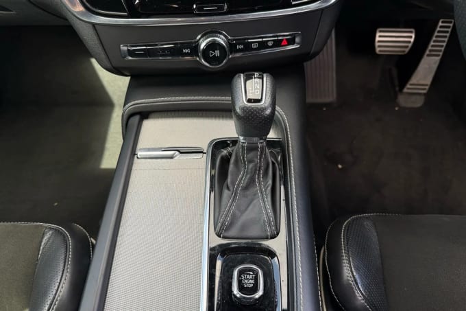 2018 Volvo S90