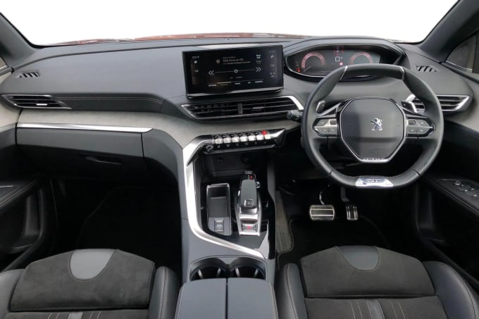 2021 Peugeot 5008