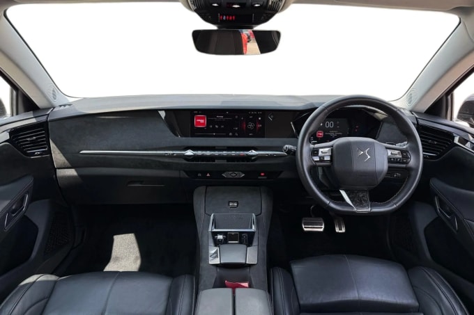 2022 DS Ds4