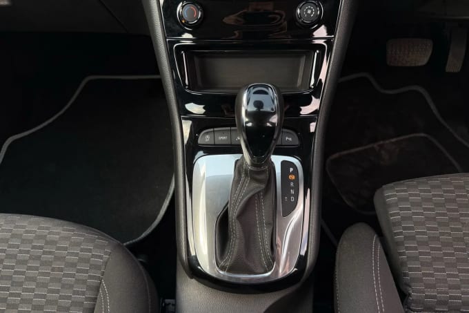 2019 Vauxhall Astra
