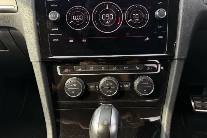 2018 Volkswagen Golf