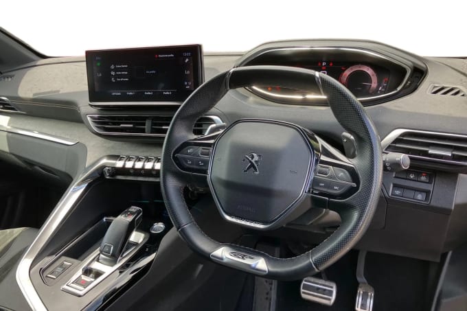 2021 Peugeot 5008