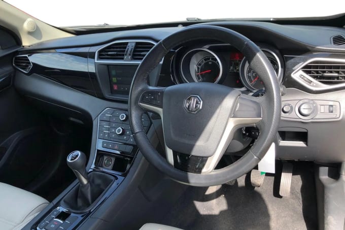 2017 Mg Motor Uk Gs