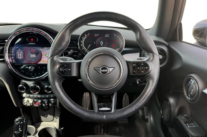 2021 Mini Hatch