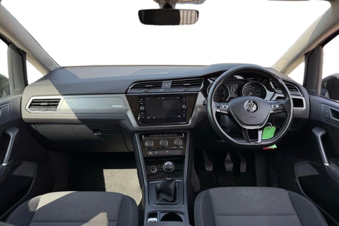 2017 Volkswagen Touran