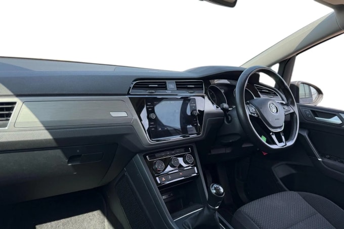 2017 Volkswagen Touran