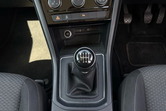 2017 Volkswagen Touran