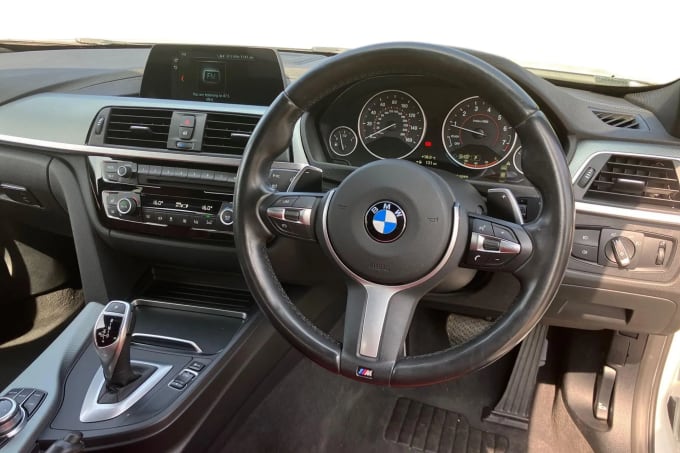 2018 BMW 3 Series