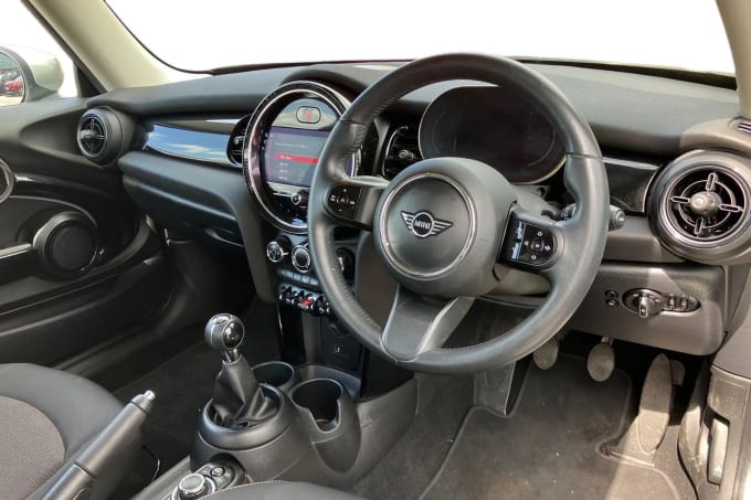 2022 Mini Hatch