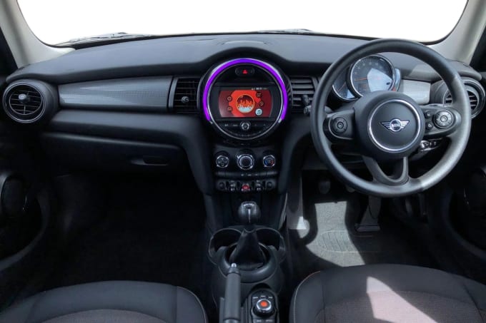 2018 Mini Hatch