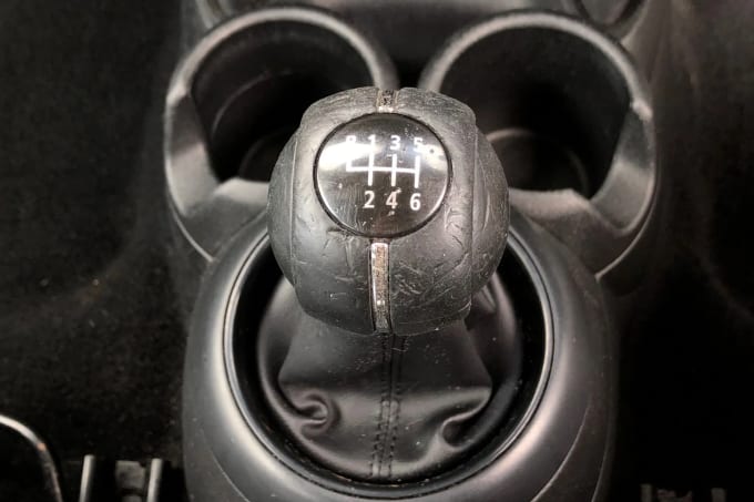 2018 Mini Hatch