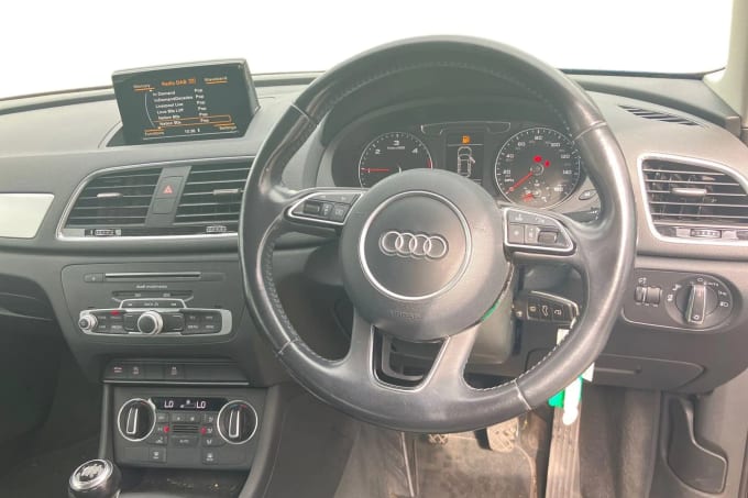 2016 Audi Q3