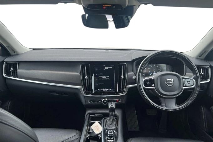2018 Volvo V90