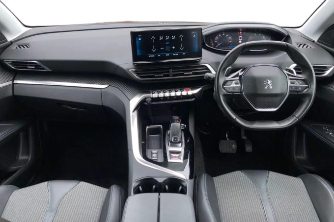 2022 Peugeot 5008