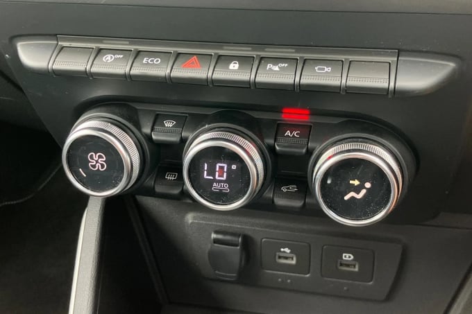 2022 Dacia Duster