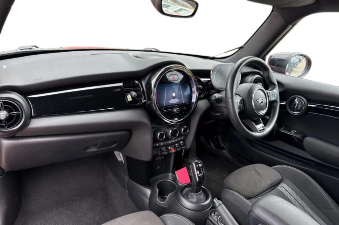 2021 Mini Hatch