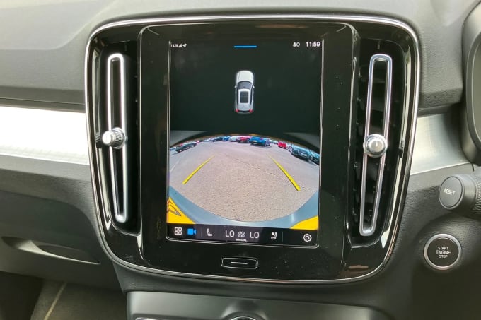 2023 Volvo Xc40