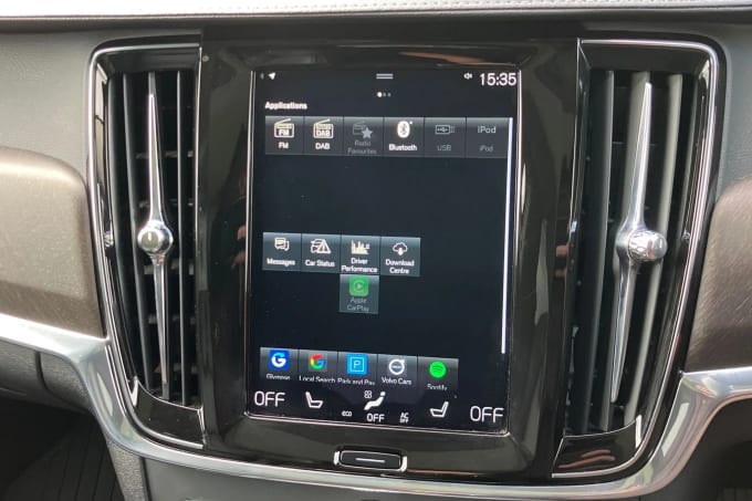 2020 Volvo V90