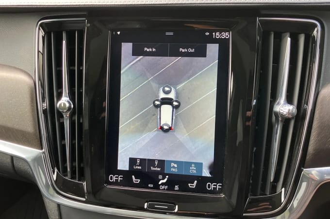 2020 Volvo V90