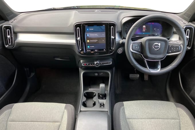 2023 Volvo Xc40