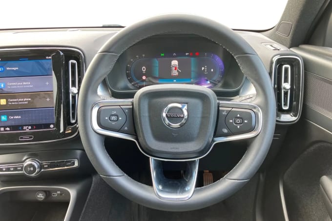 2023 Volvo Xc40