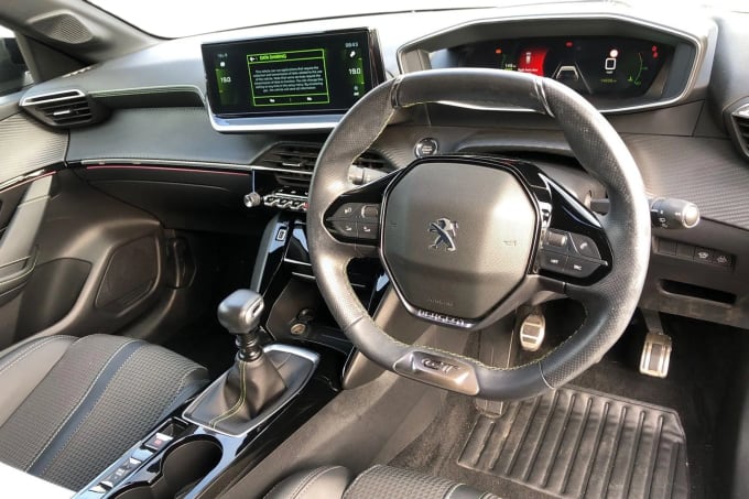 2021 Peugeot 208