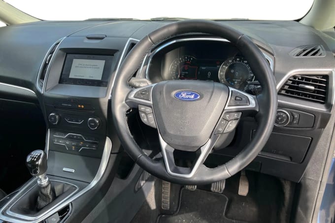 2022 Ford Galaxy